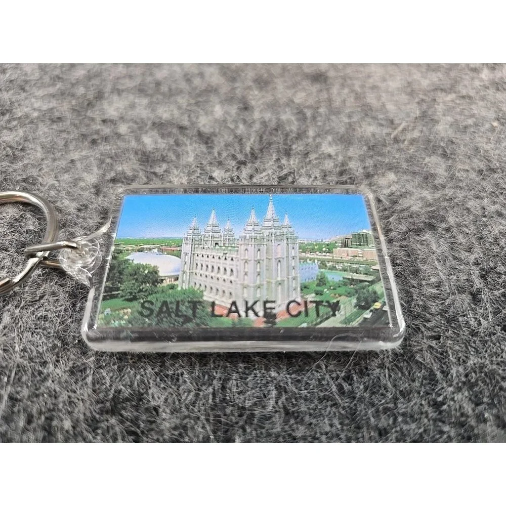 Vtg Keychain Salt Lake City Acrylic Sealed Plastic